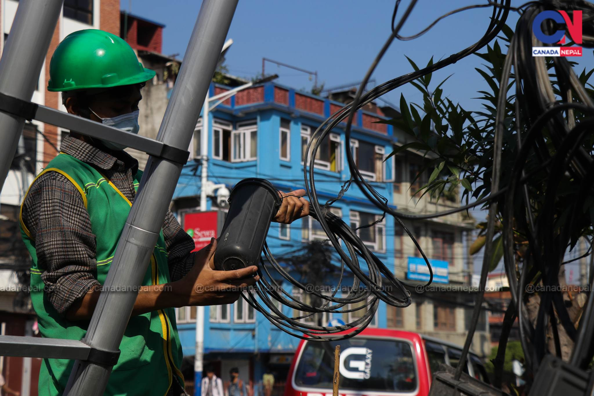काठमाडौं महानगरले थाल्यो अव्यवस्थित तार व्यवस्थापन [तस्बिर कथा]